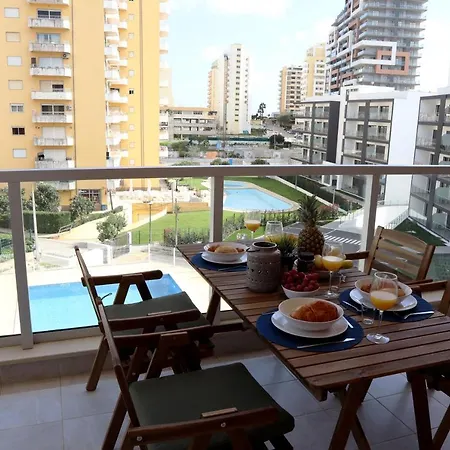 Premium By Algest Apartment *