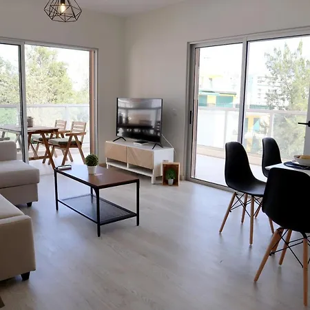 Premium By Algest Apartment