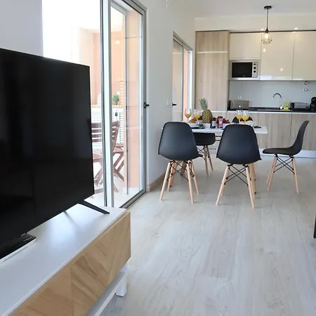 Premium By Algest Apartment