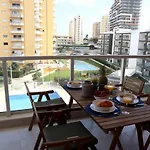 Premium By Algest Apartment *